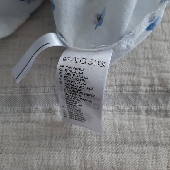 H&M blouse size 4-5 years - Picture 6 of 6